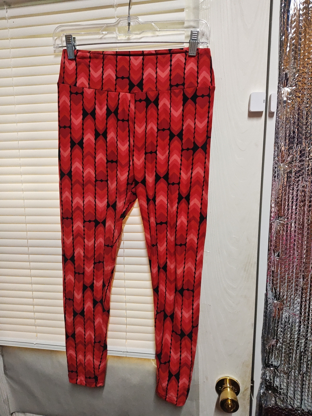 LuLaRoe Red and Black Chevron Leggings